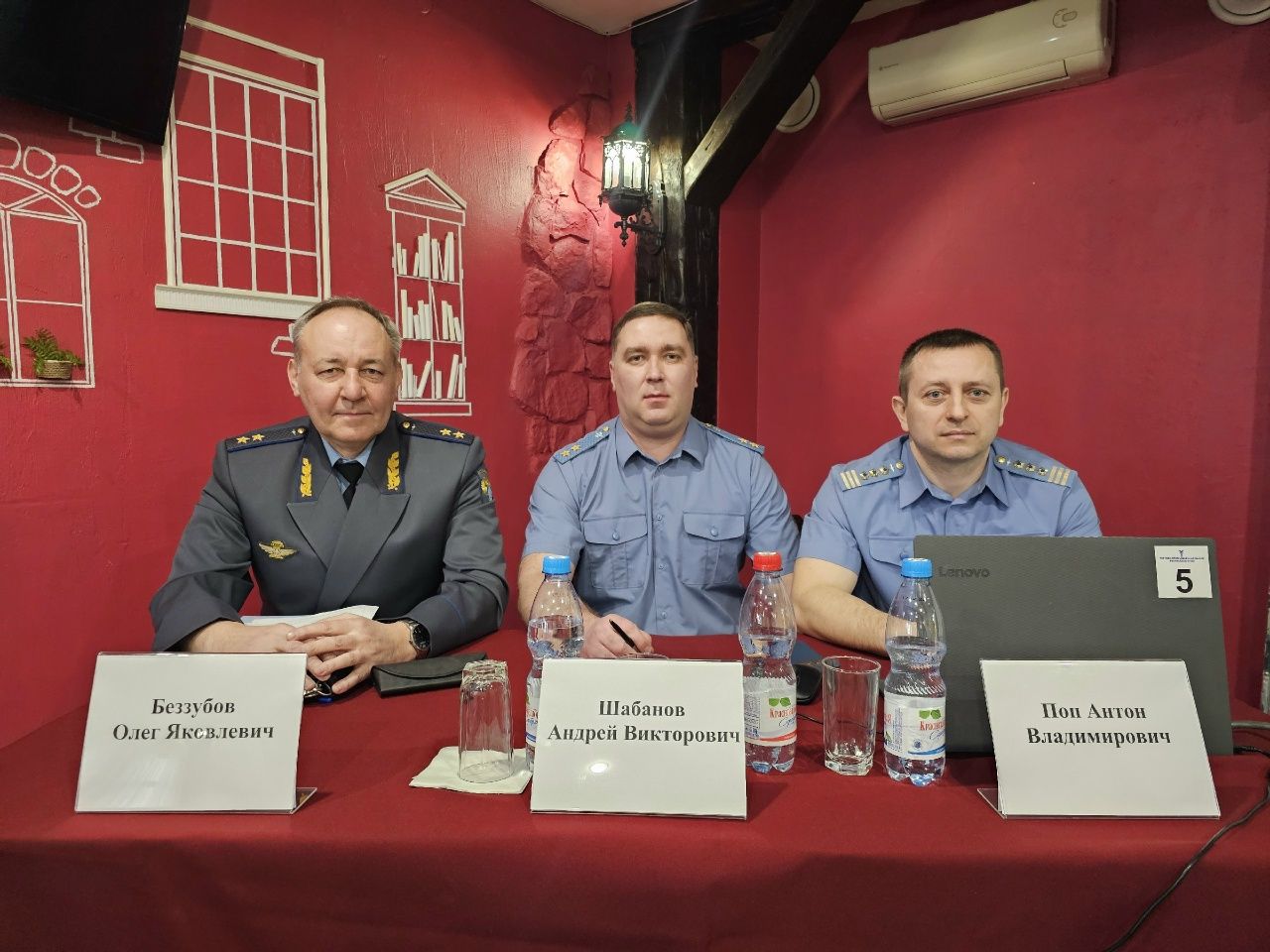 Территориальные отделы автодорожного и авиационного надзора провели общественные слушания в Республике Коми. МТУ Ространснадзора по СЗФО рассказало бизнесу Республики Коми о правоприменительной практике в 2025 году
